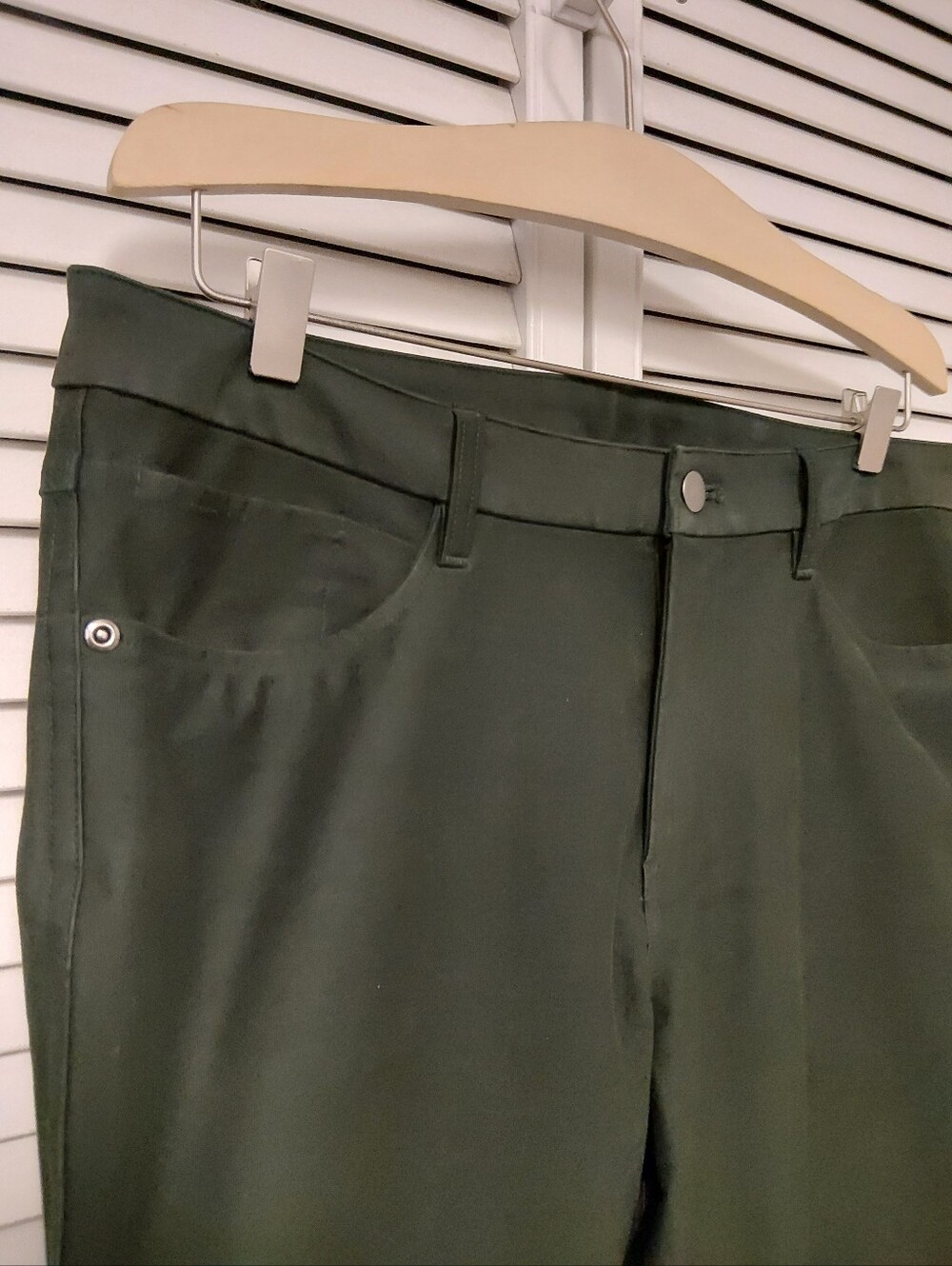 lululemon athletica Dark Green Cotton Performance Trousers - Picture 4 of 8
